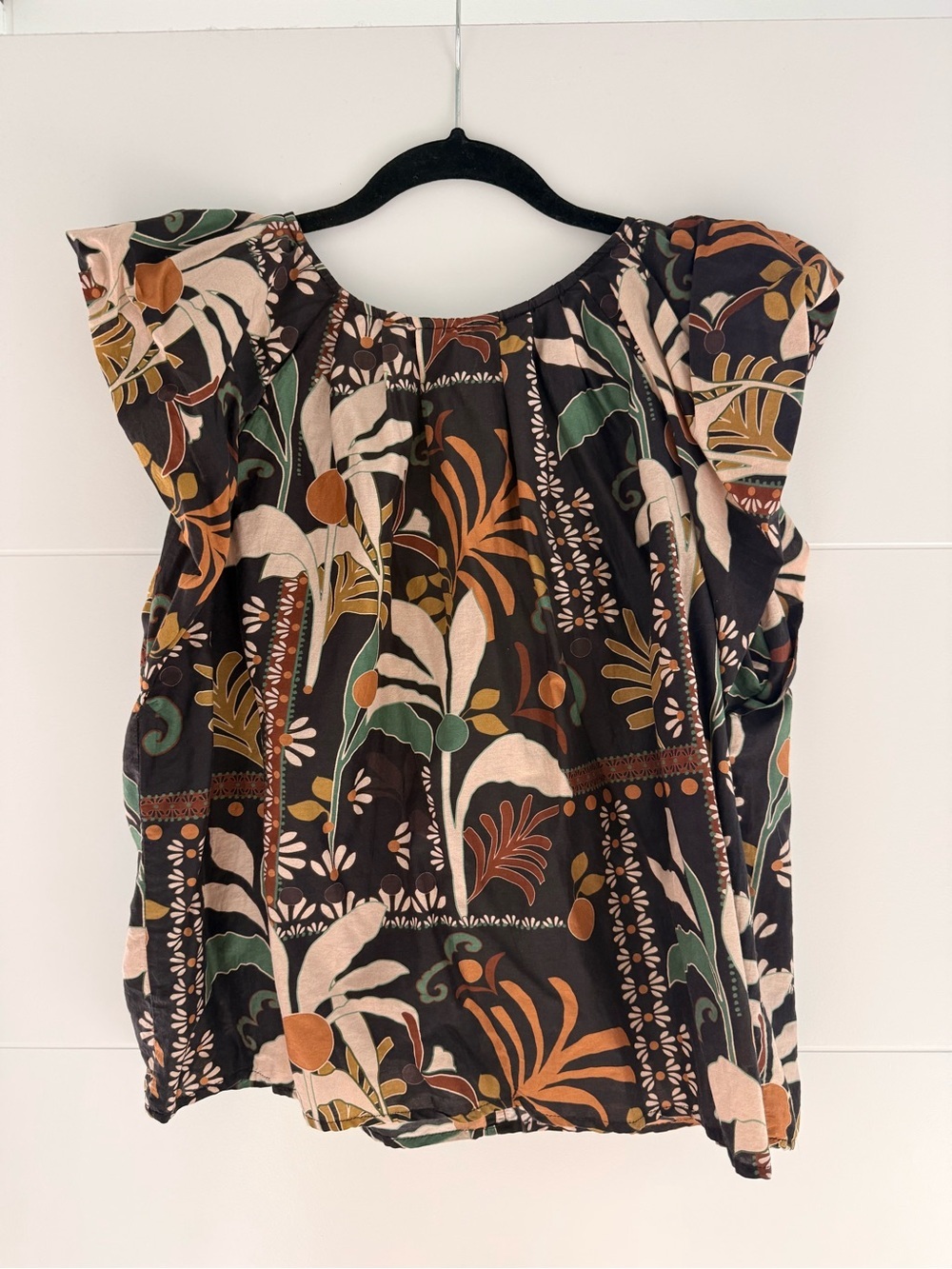 Velvet by Graham and Spencer CamillePrinted Flutter Sleeve Top - Picture 3 of 3